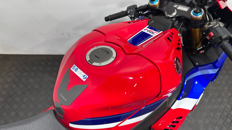 Honda CBR1000SPR2ED (24MY) Carbon Edition